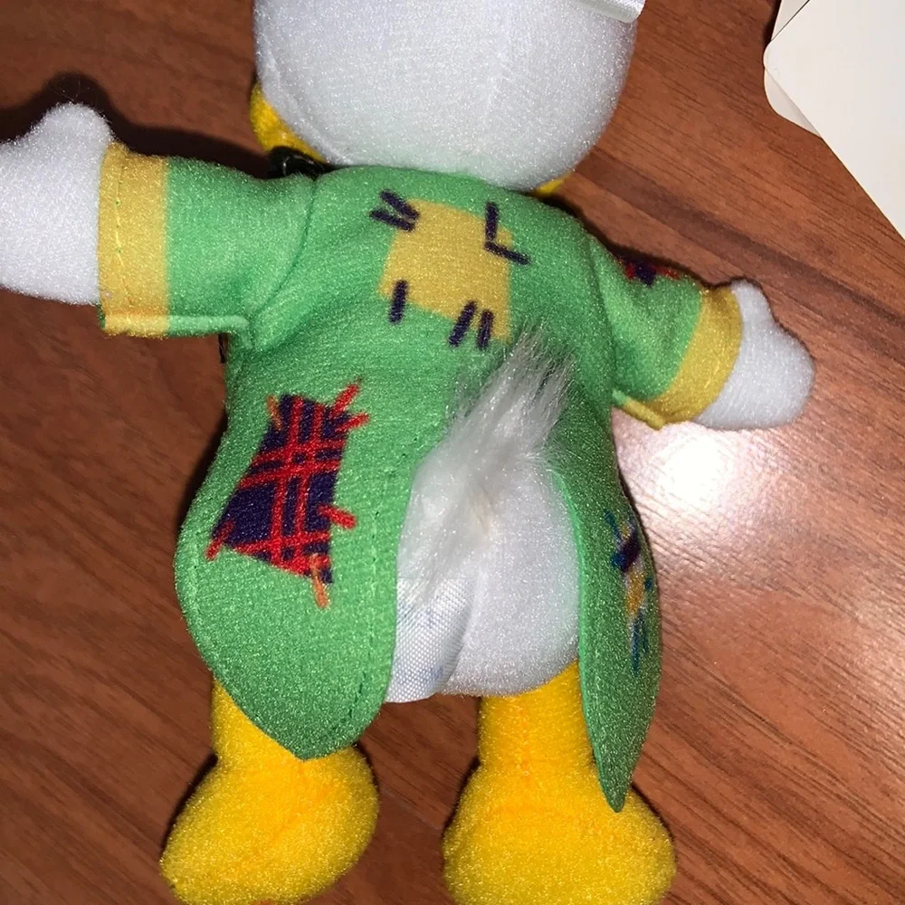 NWT Tokyo Disneyland Daisy Duck Halloween 🎃 2014 Plush